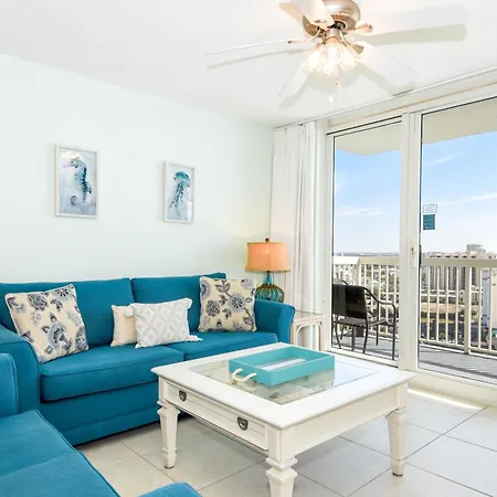 Pelican Beach Resort 2016